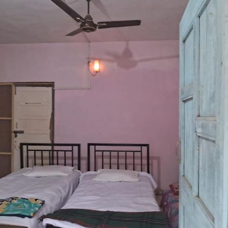 Savitri Cottage Alībāg Esterno foto